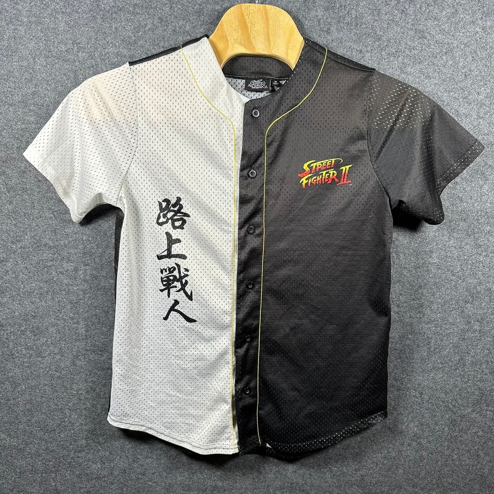 Street Fighter II Mens Baseball Jersey Black White Split Kanji Graphic Shirt M